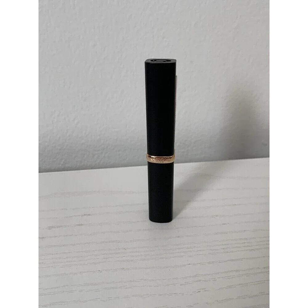 Loreal Color Riche Voluminous Matte Lipstick, #203 Le Rouge Avant-Garde *NEW*
